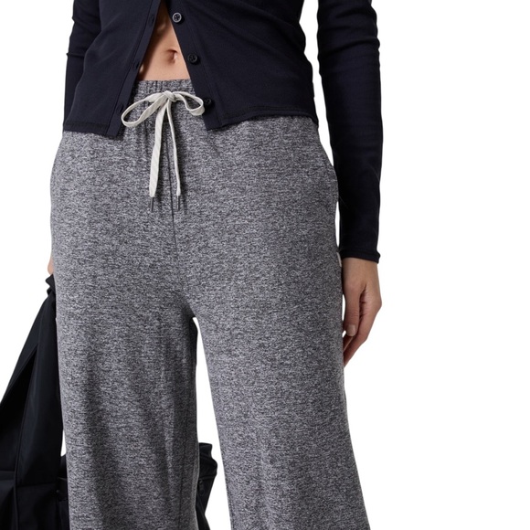 Vuori Halo Essential Wideleg Pant Heathered Grey DreamKnit Wide Leg Sz L - Picture 13 of 15